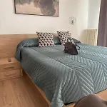 Urban 3*