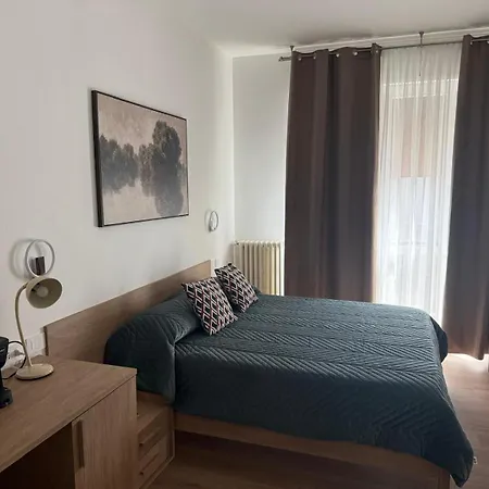 Casa de hóspedes Urban 3*