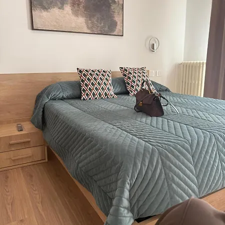 Urban 3*